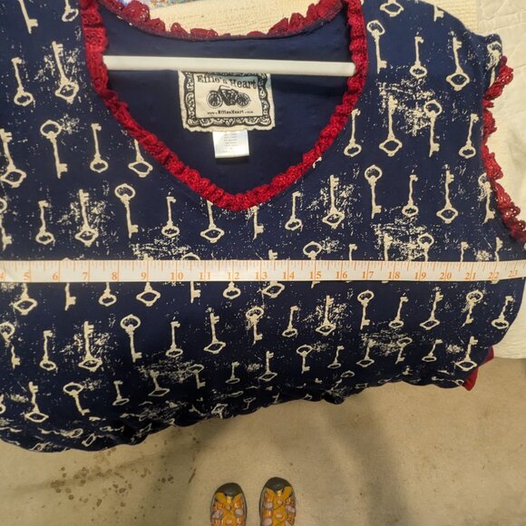 Effie's Heart dress size 3x - key pattern - Picture 8 of 10